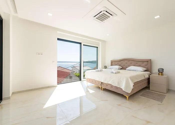 A'more Seafront, Villa *