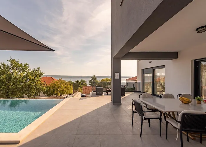 A'more Seafront, Villa *