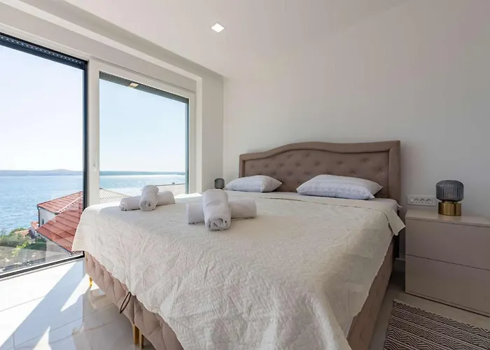 A'more Seafront, 빌라