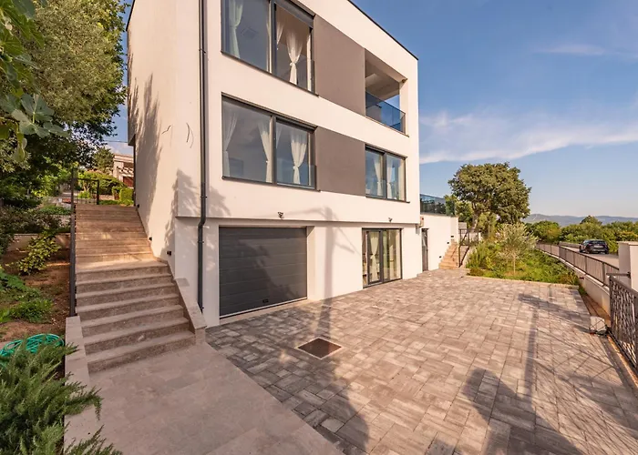 A'more Seafront, * 마슬레니차